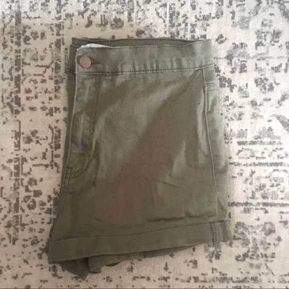 Olive Jean Shorts - Picture 3 of 6